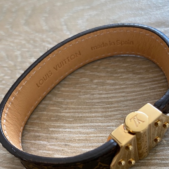 Louis Vuitton Monogram Bracelet with Gold Clasp - Picture 2 of 6